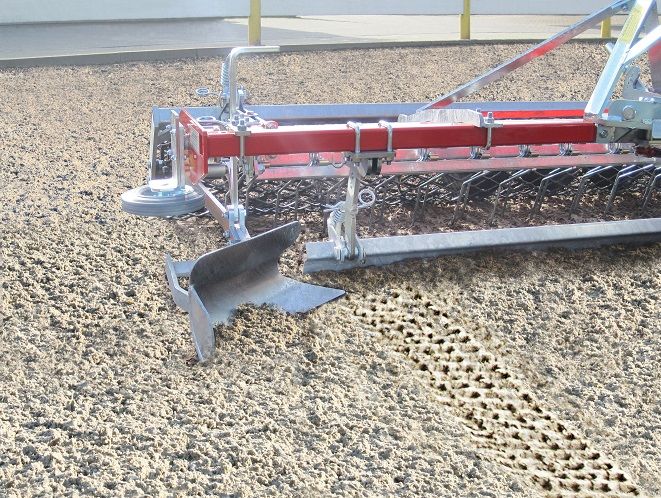Track cleaner